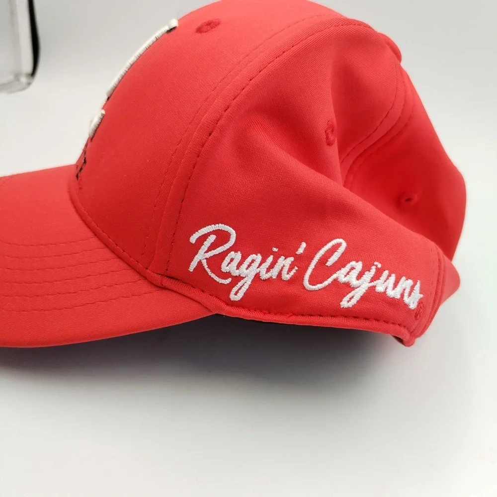 Top of the World UL Lafayette Ragin Cajuns Hat Cap Red Memory Fit Fitted